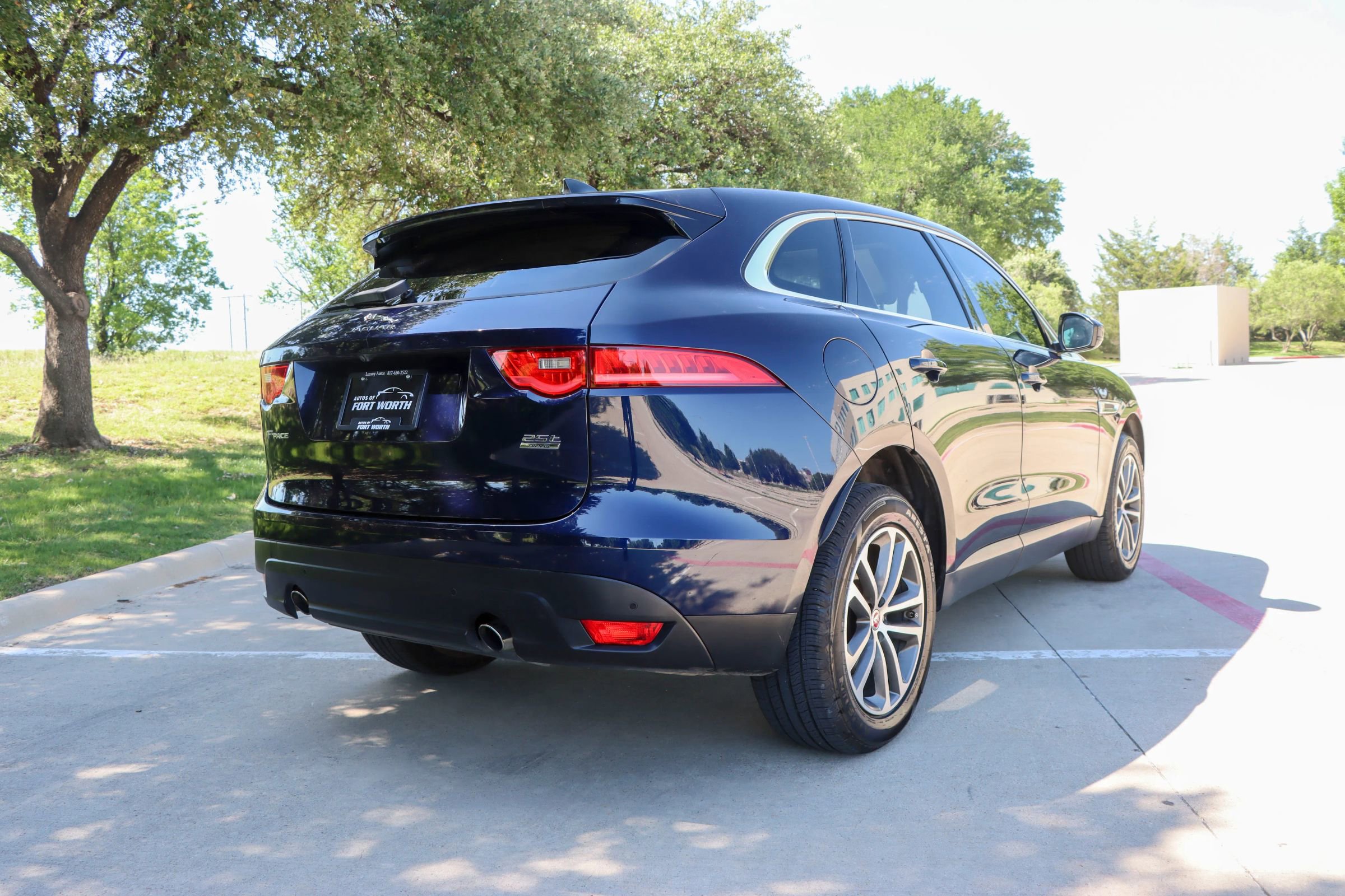 Used 2020 Jaguar F-PACE Premium AWD/4WD image 7