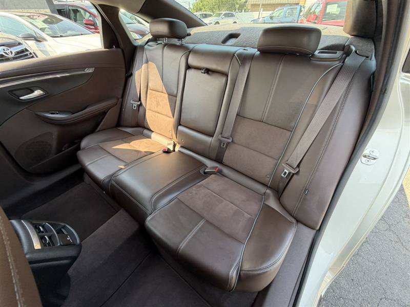 Used 2014 Chevrolet Impala LT FWD image 22