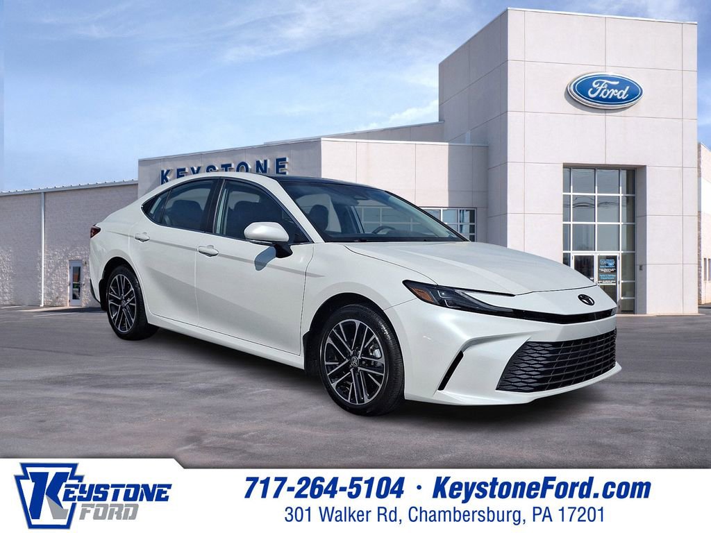 Used 2026 Toyota Camry XLE AWD/4WD image 1