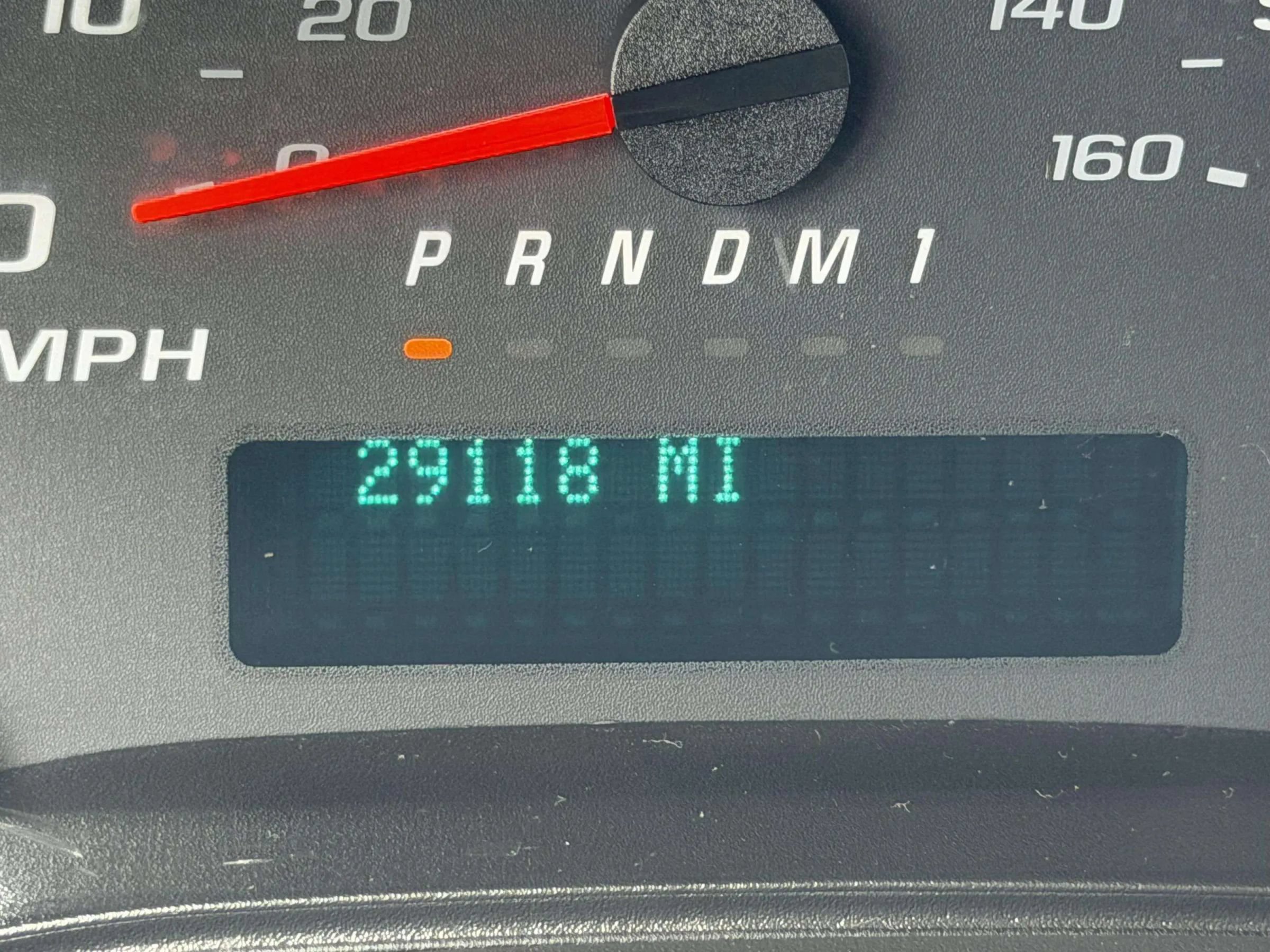 Used 2015 GMC Savana 3500 RWD image 16