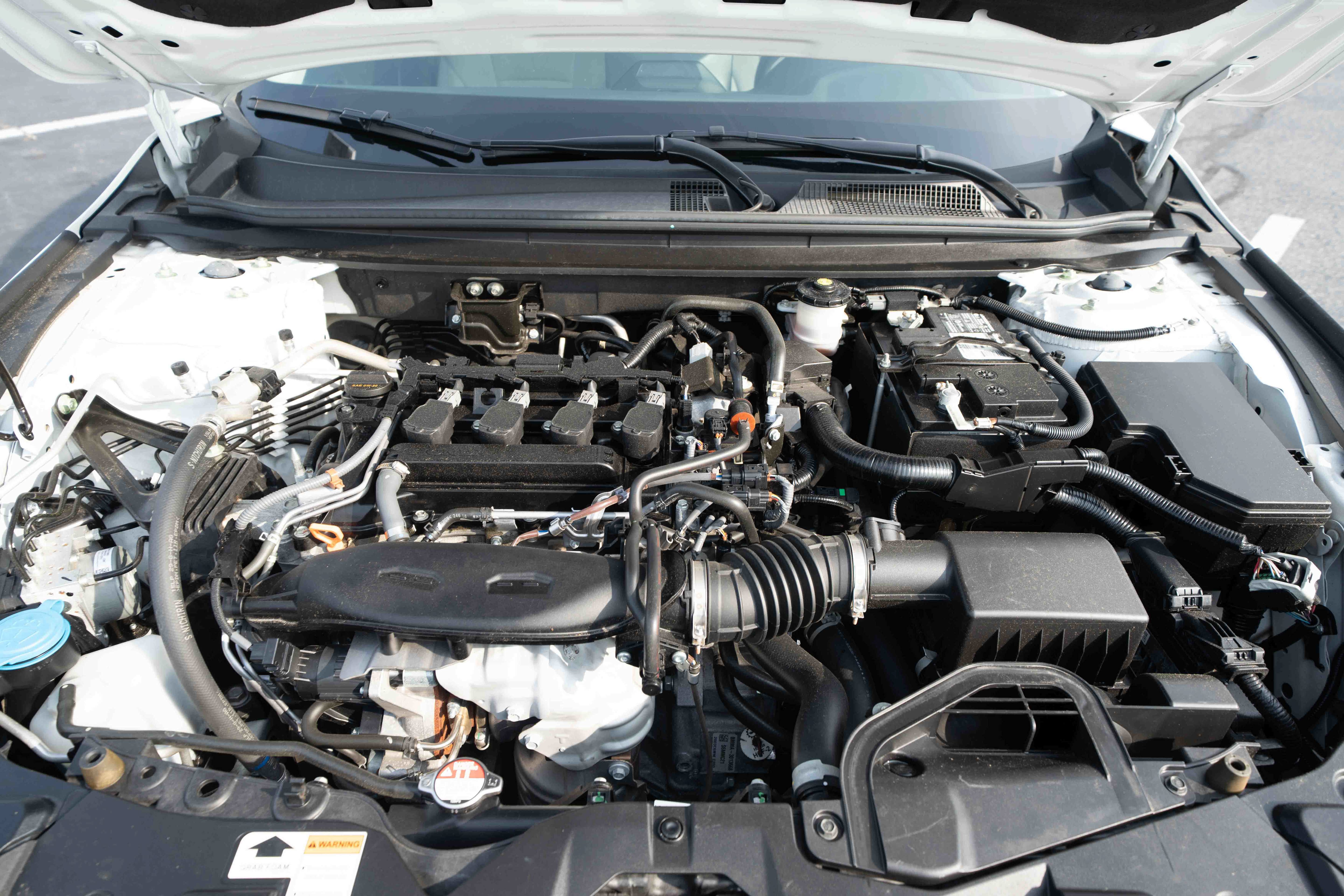 Used 2025 Honda Accord SE image 30