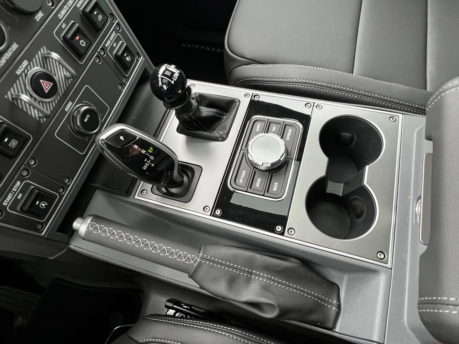 Used 2025 INEOS Grenadier Fieldmaster Edition image 19