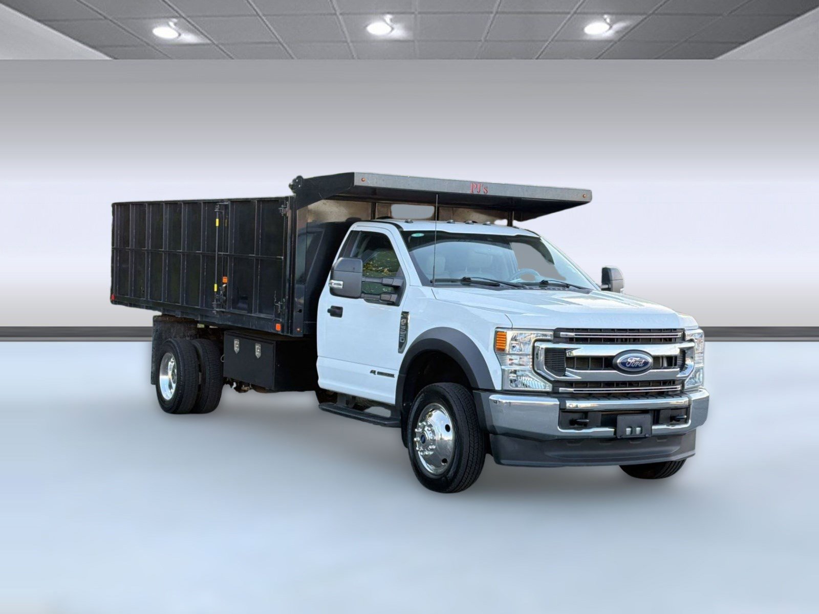 Used 2022 Ford F550 2WD Regular Cab Super Duty image 6