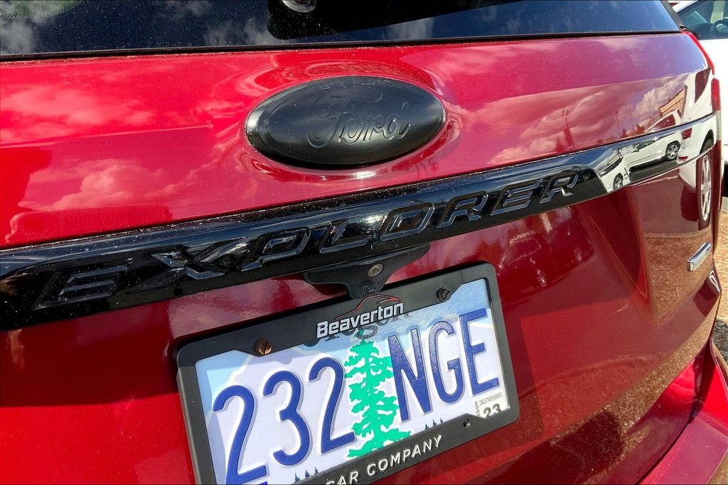 Used 2016 Ford Explorer Sport w/ Equipment Group 401A image 9