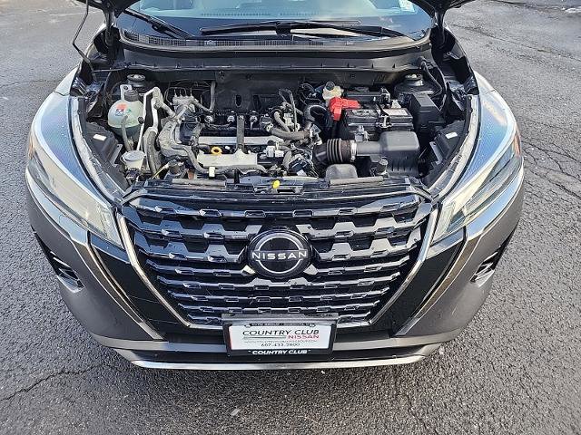 Certified 2022 Nissan Kicks SR w/ Premium Package image 29