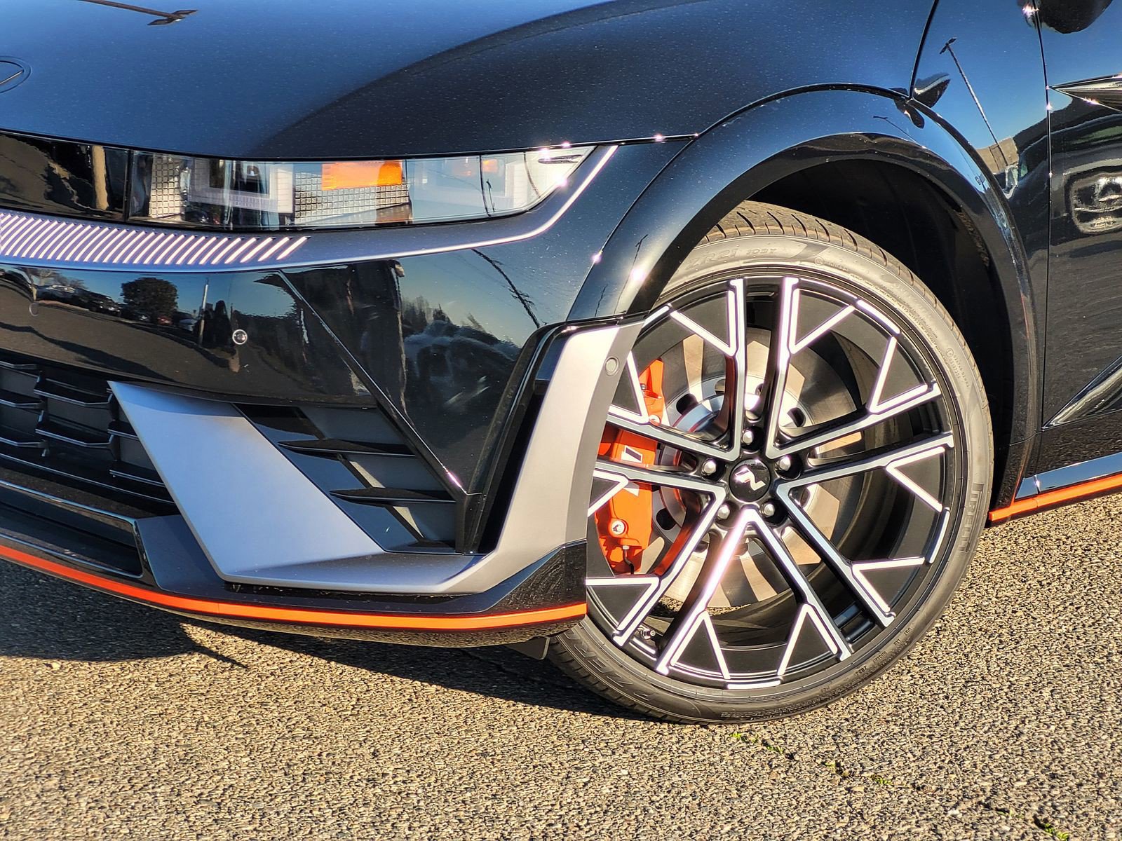 New 2025 Hyundai Ioniq 5 N image 4