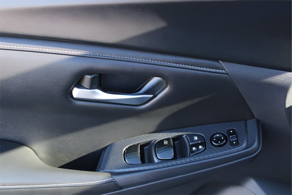 Used 2024 Nissan Sentra SV image 15