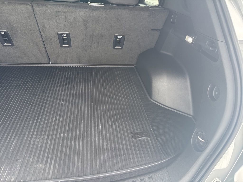 Certified 2025 Chevrolet Equinox LT w/ Safety and Technology Package image 37