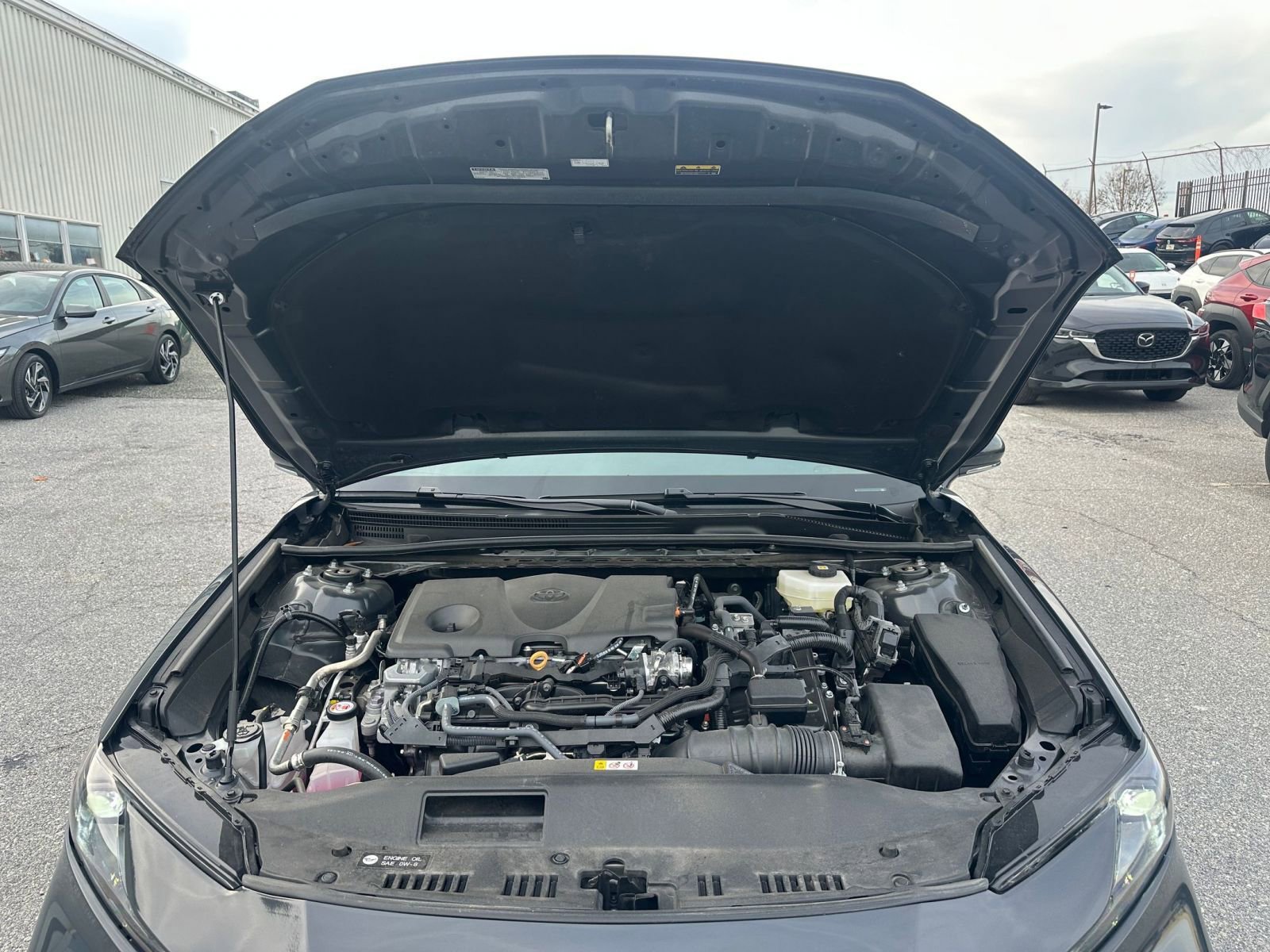 Used 2025 Toyota Camry LE image 31