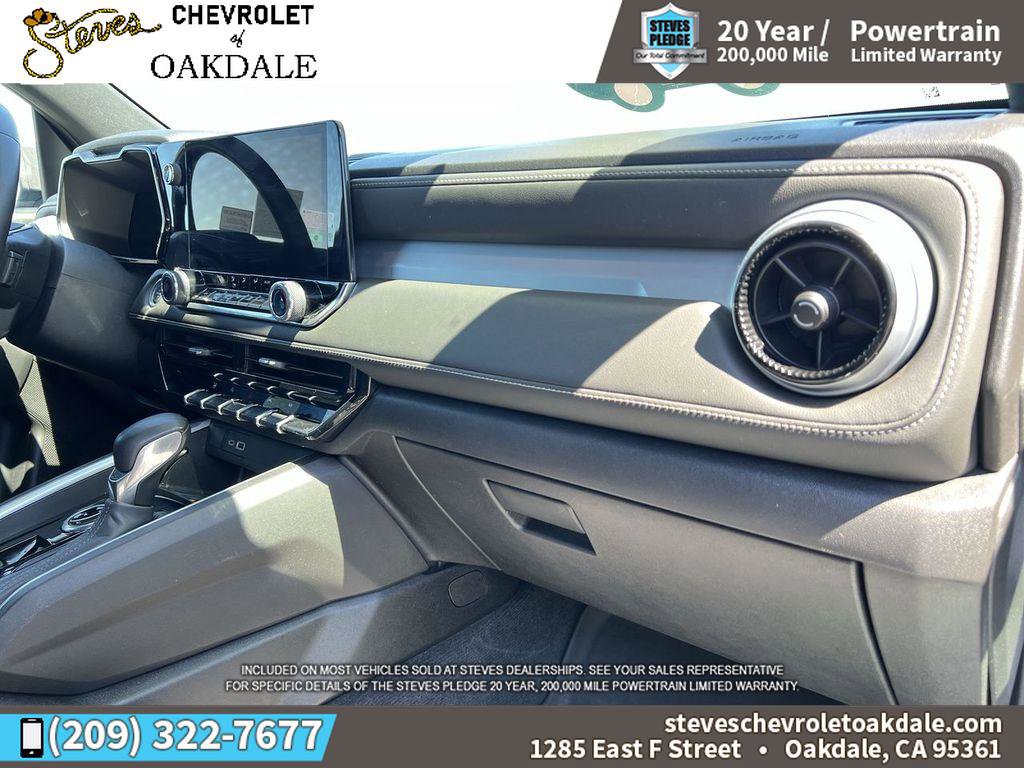 Certified 2024 Chevrolet Colorado LT w/ LT Convenience Package II AWD/4WD image 32