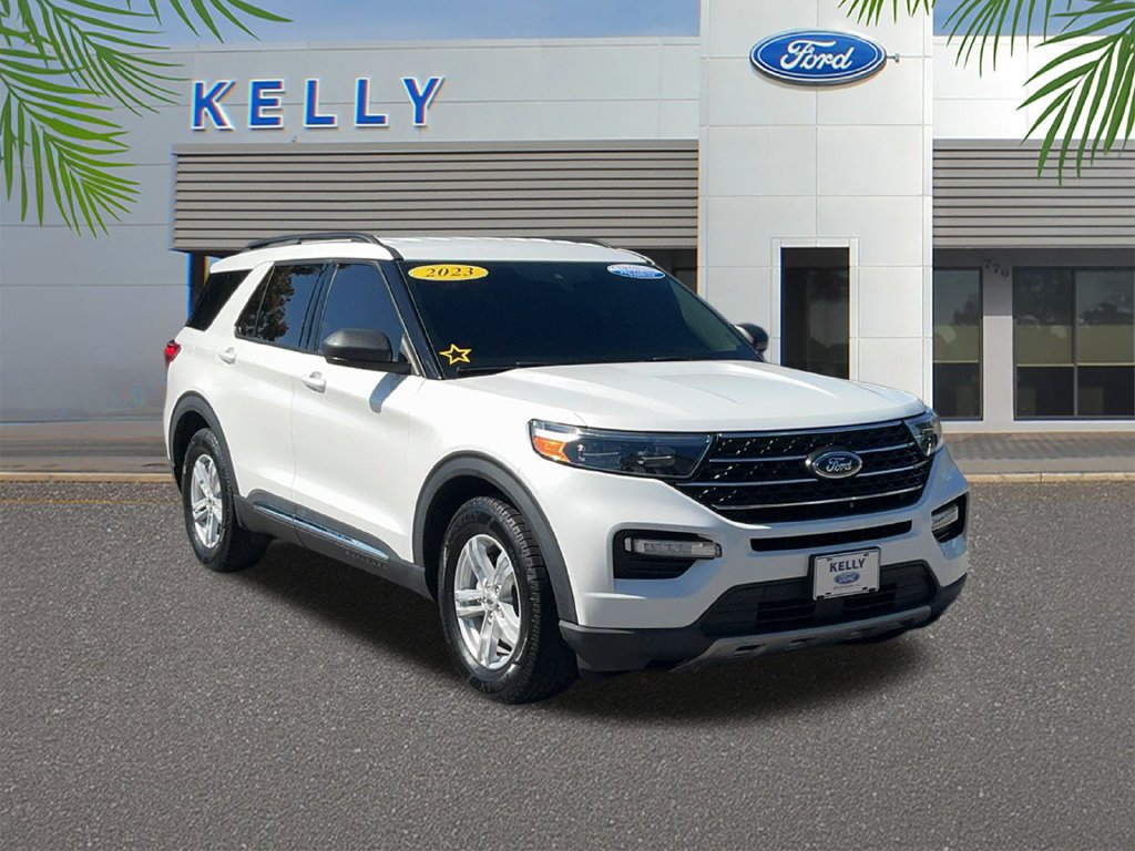 Certified 2023 Ford Explorer XLT w/ Equipment Group 202A RWD image 7