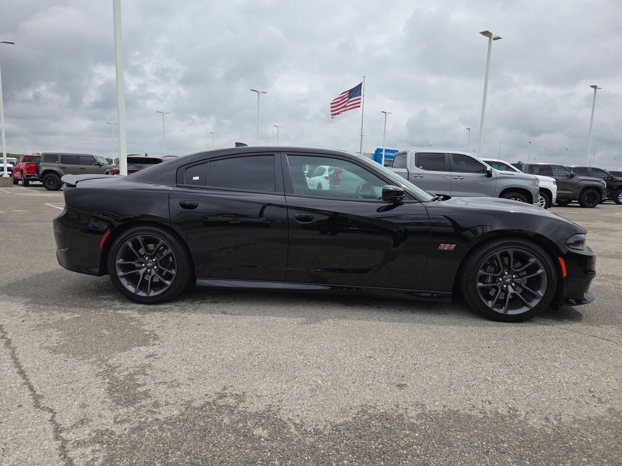 Used 2023 Dodge Charger Scat Pack w/ Plus Group RWD image 2