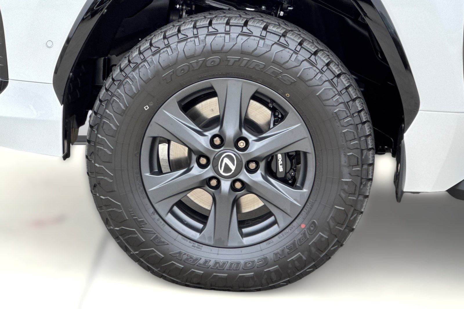 New 2026 Lexus LX 700h Overtrail AWD/4WD image 12