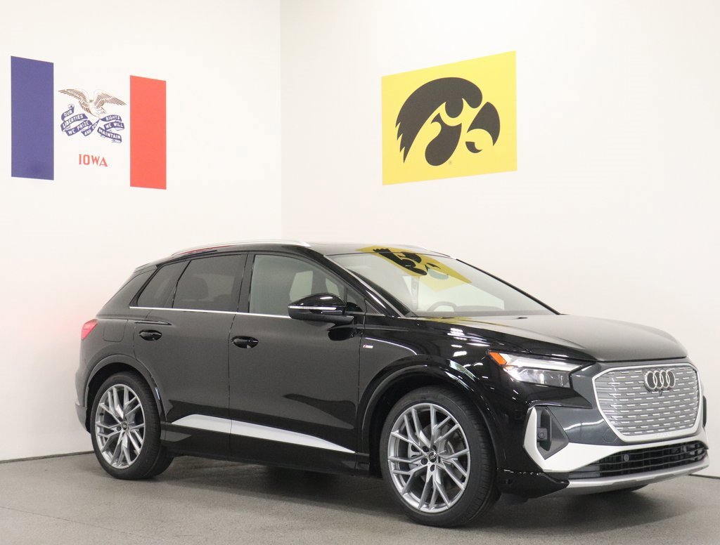 New 2025 Audi Q4 e-tron Premium Plus image 1