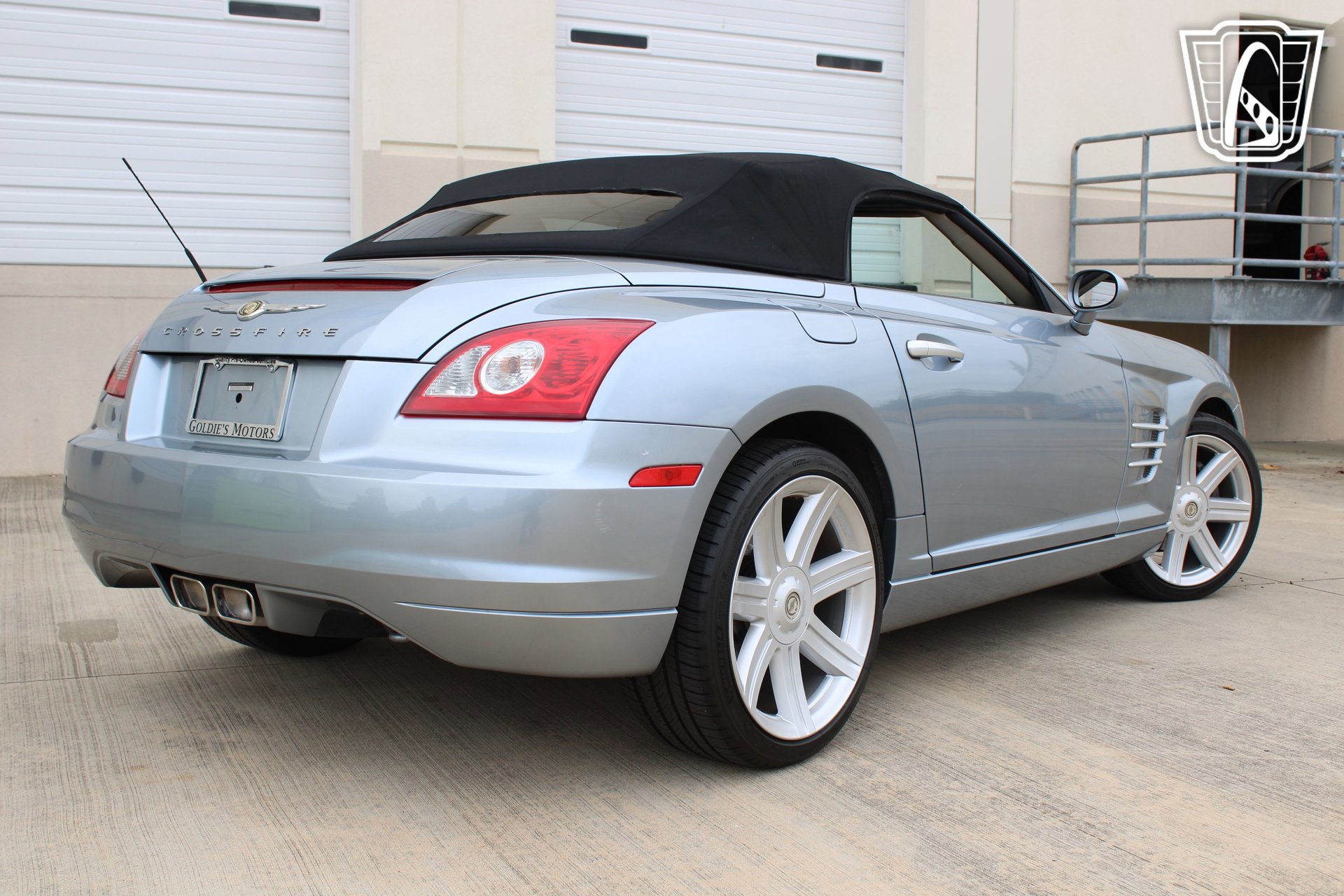 Used 2008 Chrysler Crossfire Limited image 24