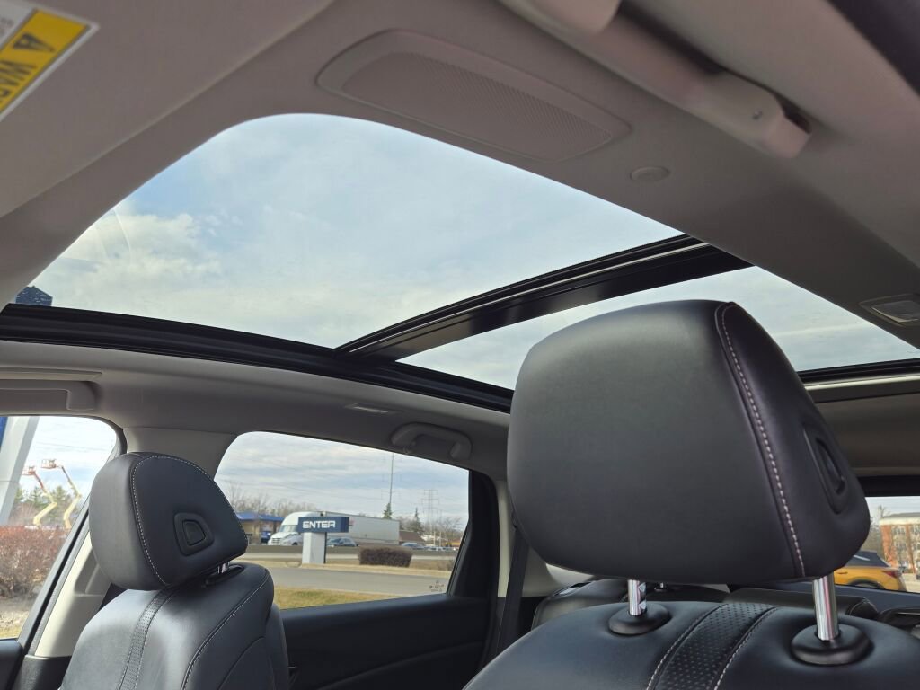 Certified 2023 Acura RDX w/ Technology Package image 31