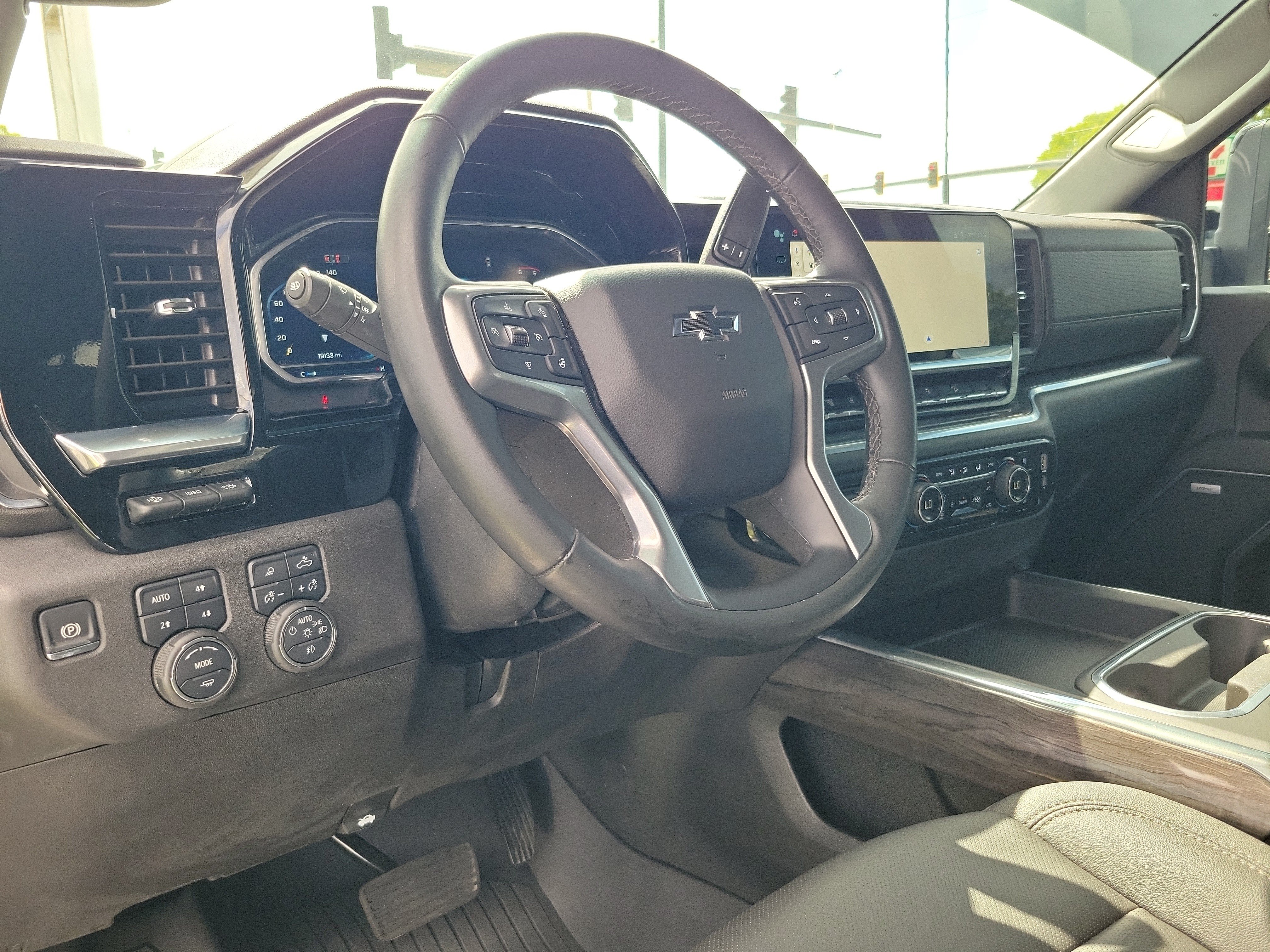 Used 2025 Chevrolet Silverado 3500 LTZ w/ Trail Boss Package AWD/4WD image 19