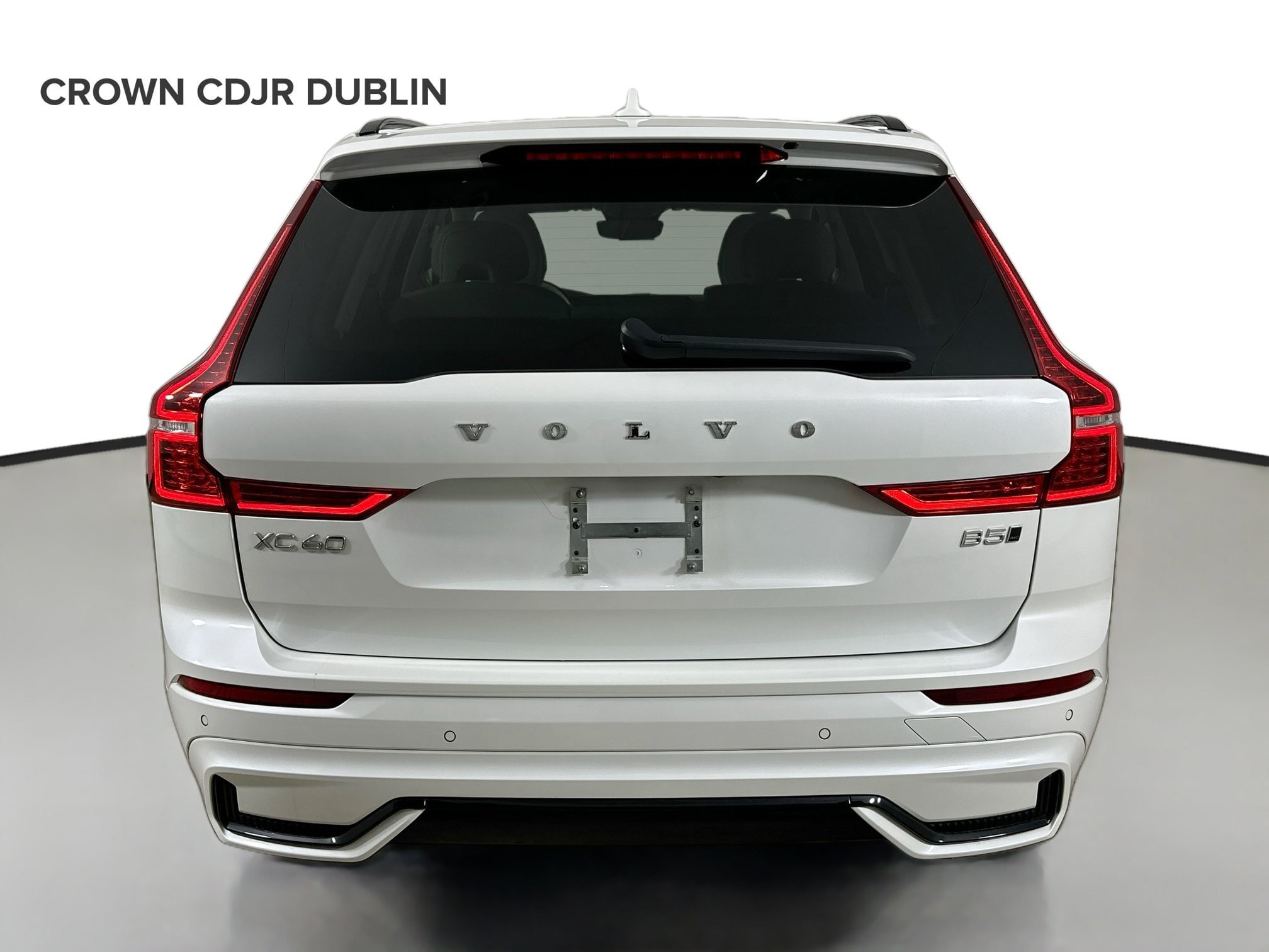 Used 2024 Volvo XC60 B5 Ultimate w/ Climate Package AWD/4WD image 6
