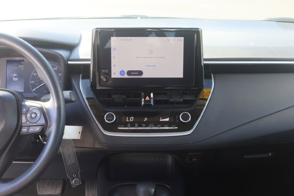Used 2024 Toyota Corolla LE FWD image 12