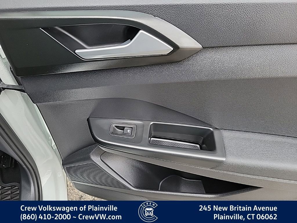 Certified 2022 Volkswagen Taos SEL image 46