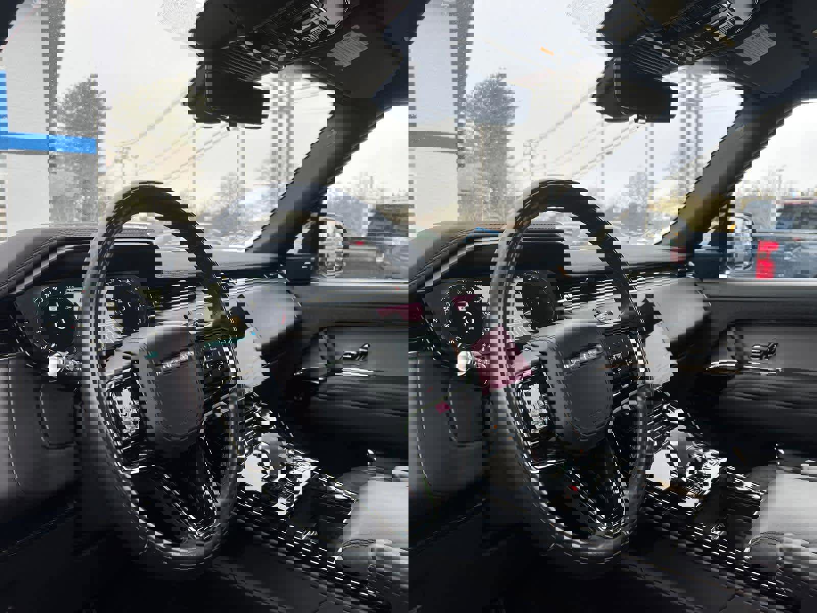 Used 2023 Land Rover Range Rover Sport SE Dynamic image 14