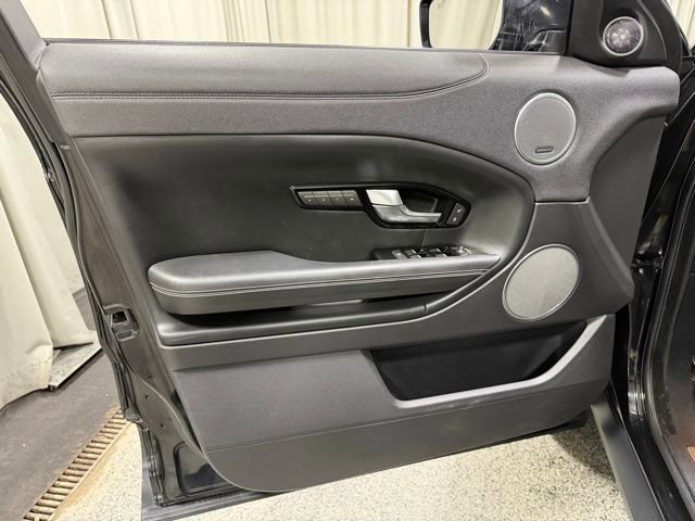 Used 2017 Land Rover Range Rover Evoque HSE image 20