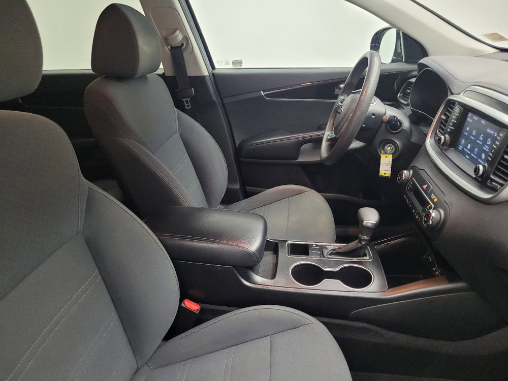Used 2019 Kia Sorento FWD V6 image 21