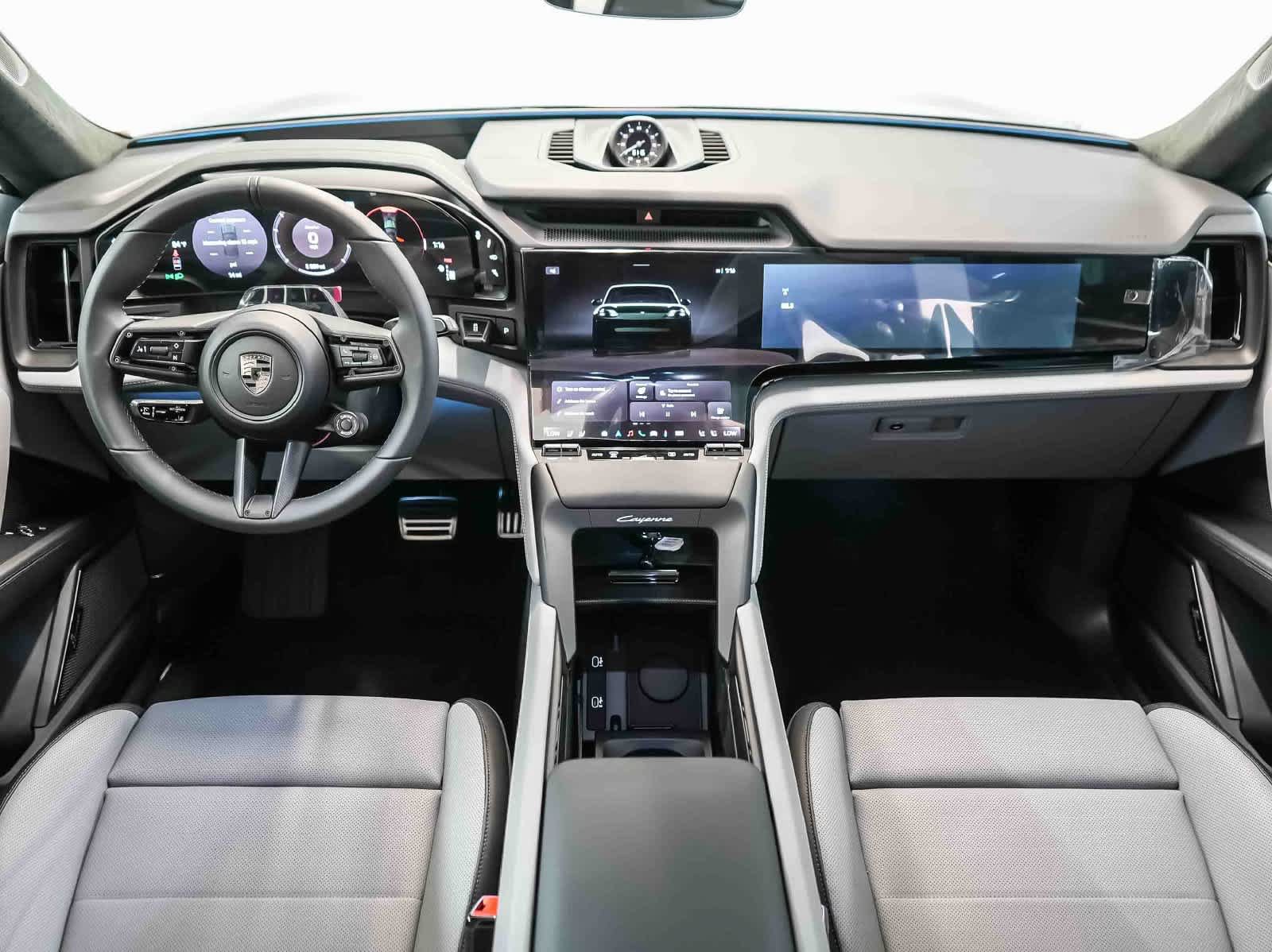 New 2026 Porsche Cayenne Turbo AWD/4WD image 16