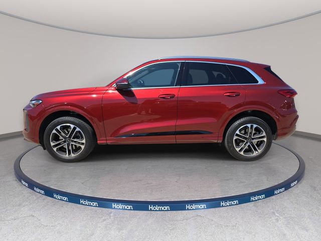 Used 2025 Audi Q5 Premium w/ Convenience Package image 9