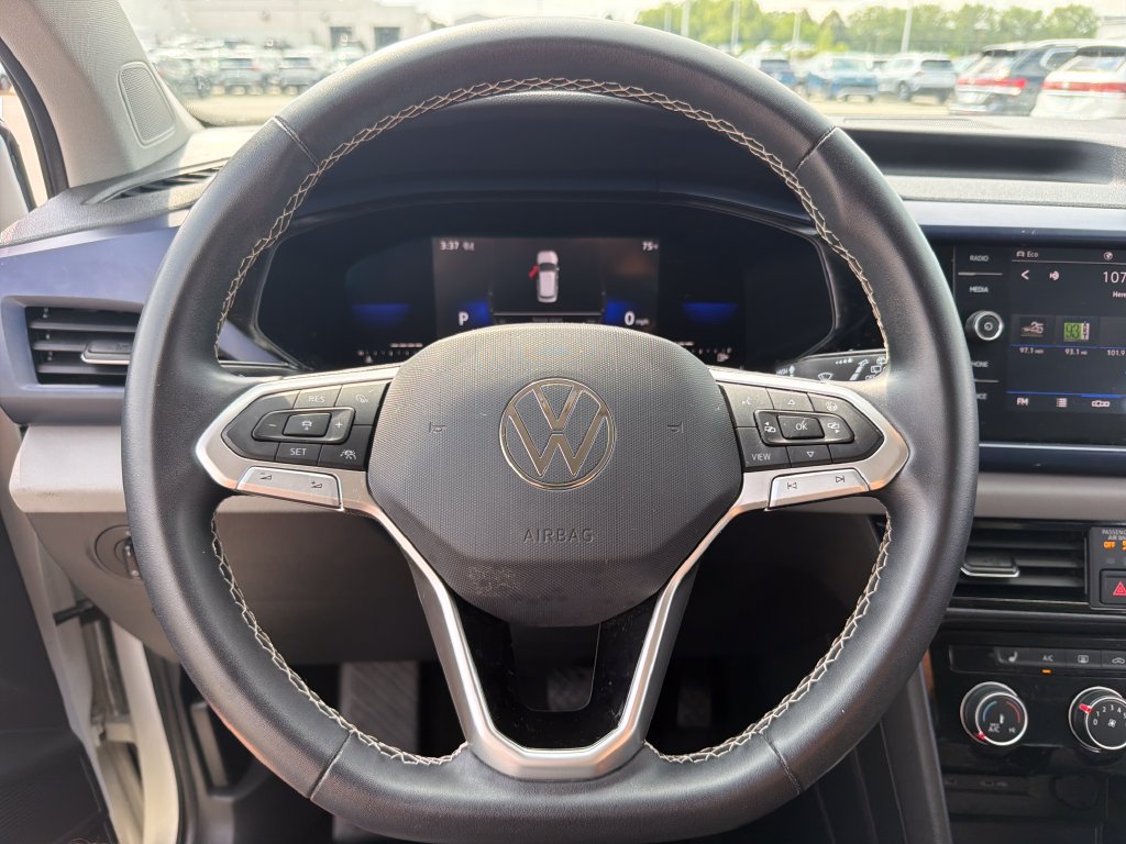 Certified 2023 Volkswagen Taos SE w/ Black Wheel Package AWD/4WD image 11