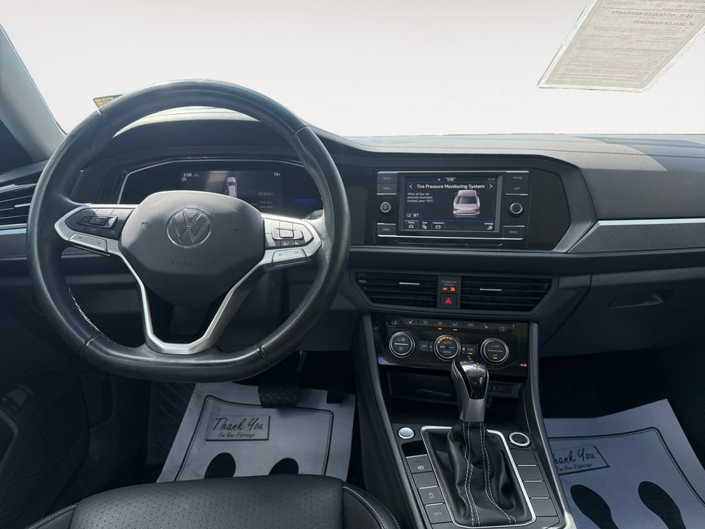 Used 2022 Volkswagen Jetta SE FWD image 10