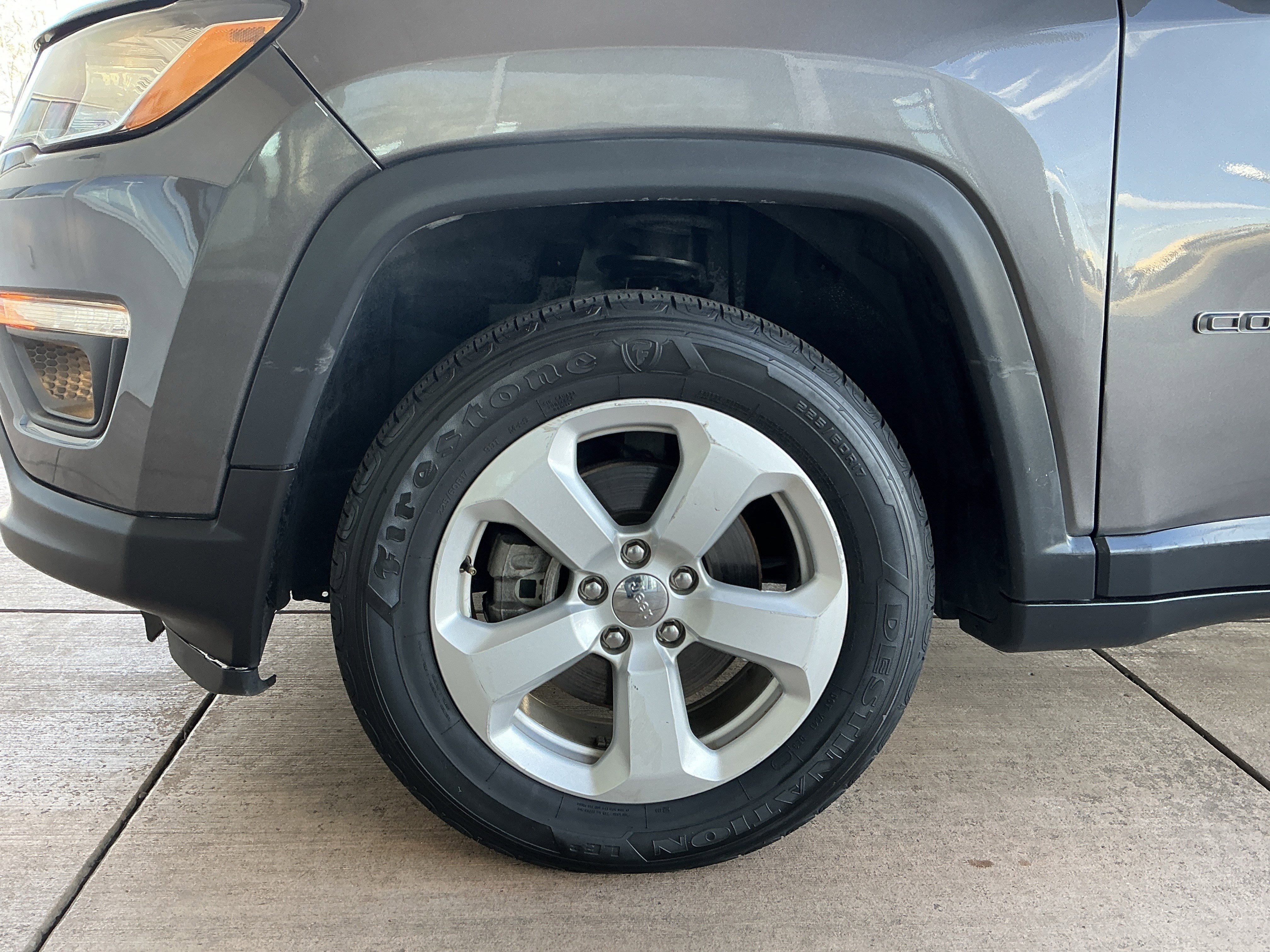 Used 2020 Jeep Compass Latitude w/ Cold Weather Group AWD/4WD image 25