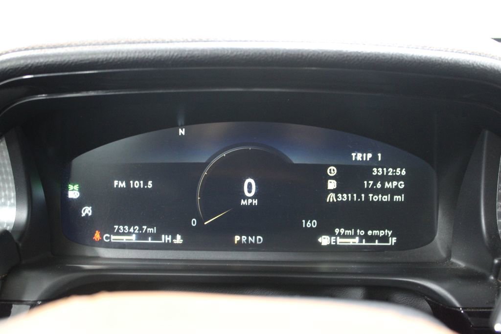 Used 2022 Lincoln Aviator Black Label w/ Class IV Trailer Tow Package image 38