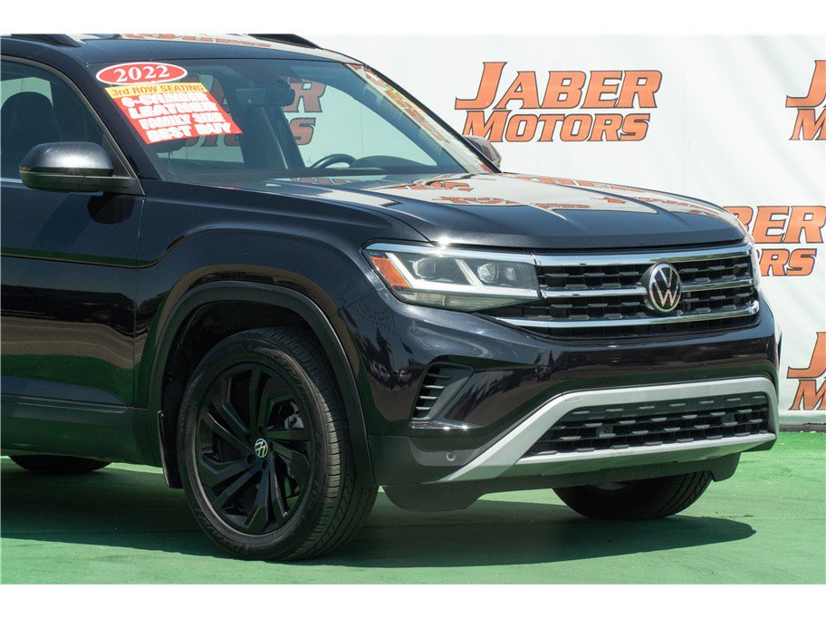 Used 2022 Volkswagen Atlas SE w/ Black Wheel Package FWD image 38