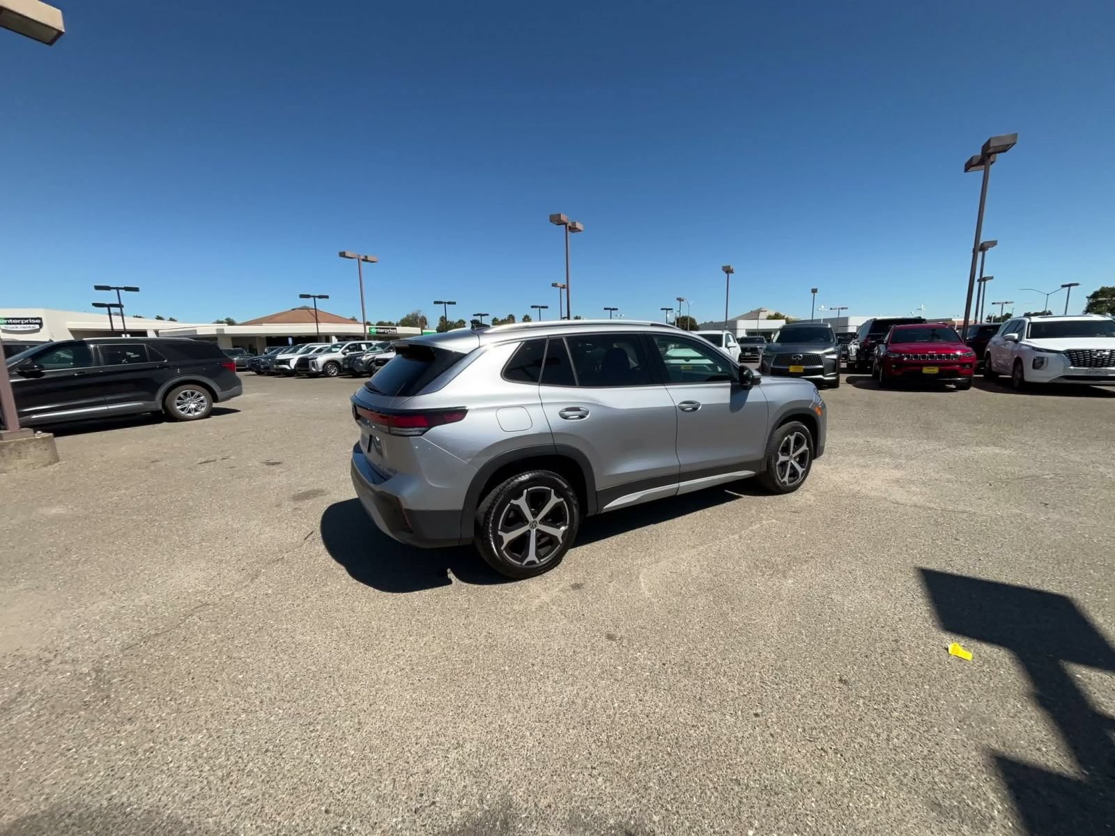 Used 2026 Volkswagen Tiguan SE AWD/4WD image 13
