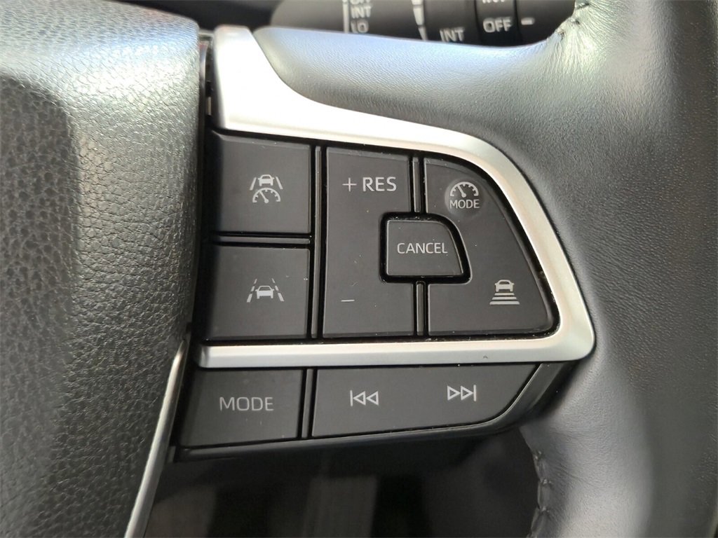 Used 2024 Toyota Grand Highlander FWD image 20