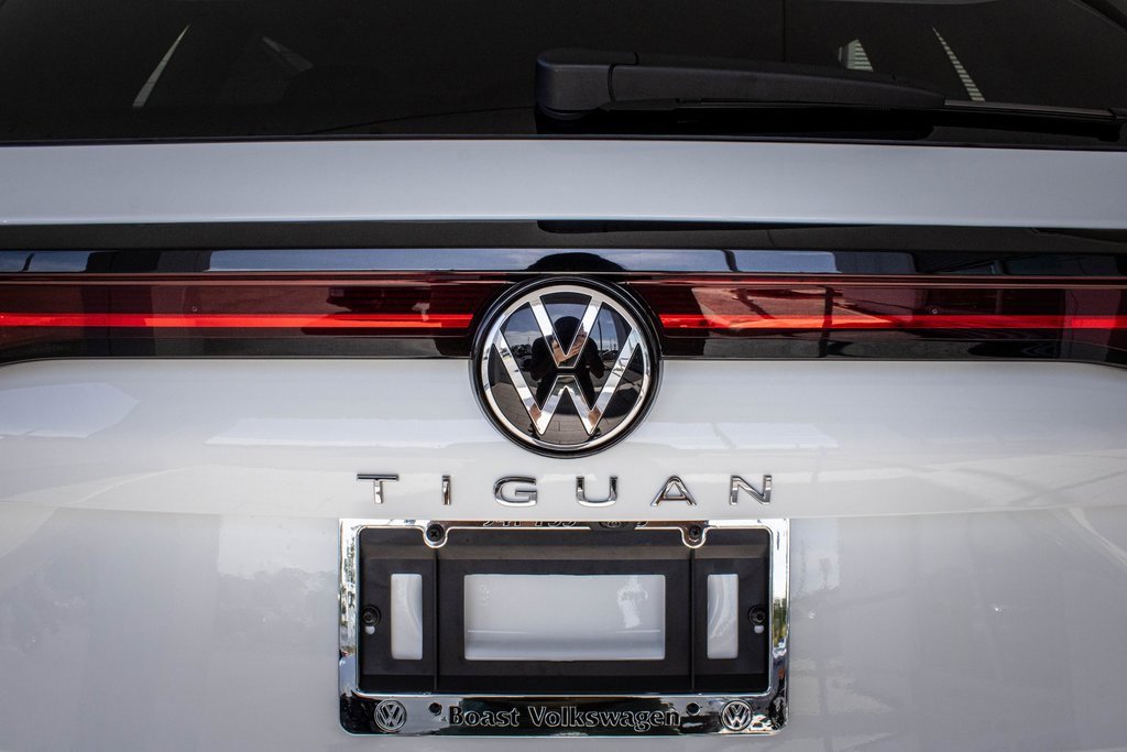 New 2025 Volkswagen Tiguan S image 15