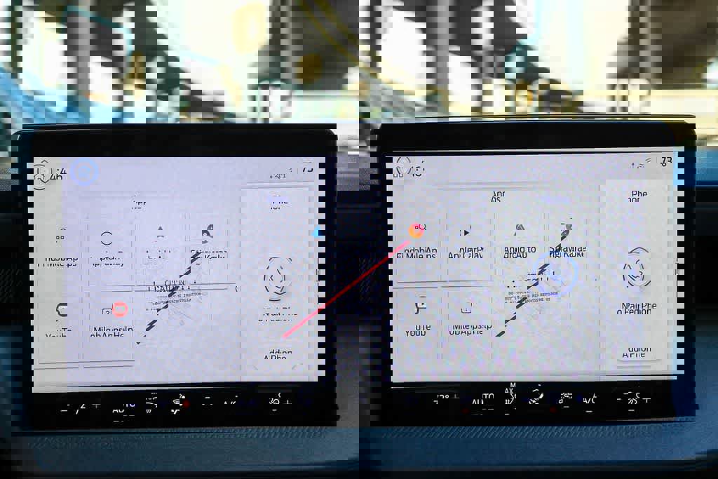 New 2026 Ford Maverick XLT image 13