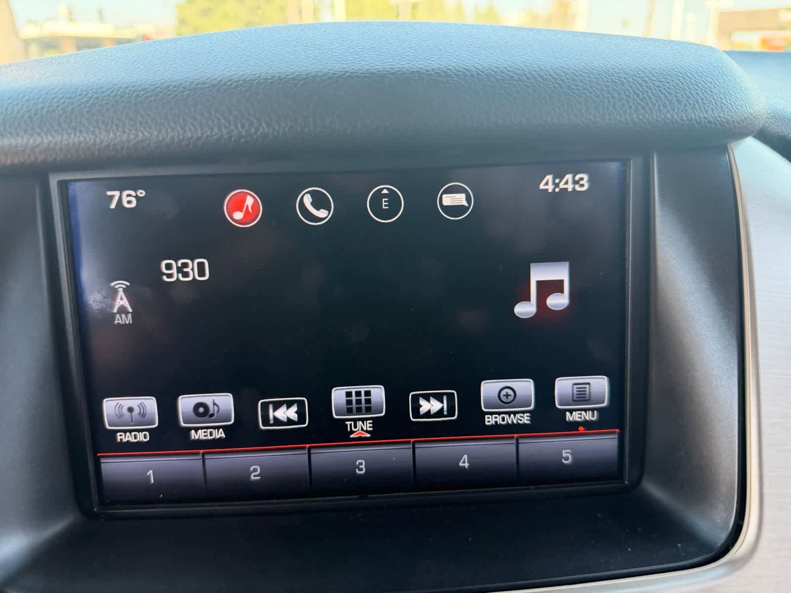 Used 2016 GMC Yukon XL Denali AWD/4WD image 14