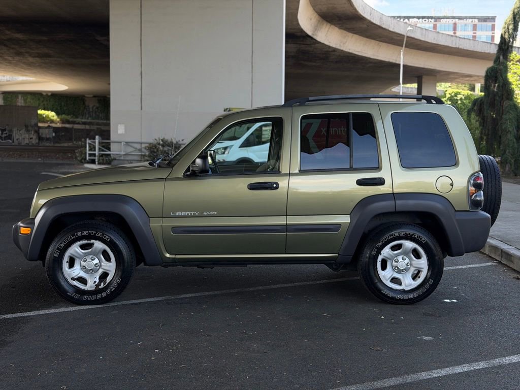 Used 2003 Jeep Liberty Sport AWD/4WD image 4