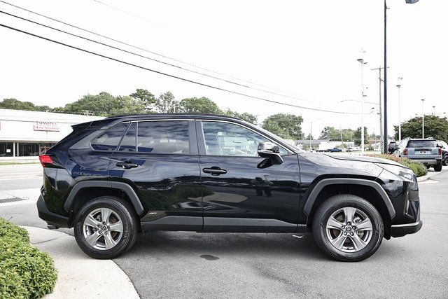 Used 2024 Toyota RAV4 XLE image 12