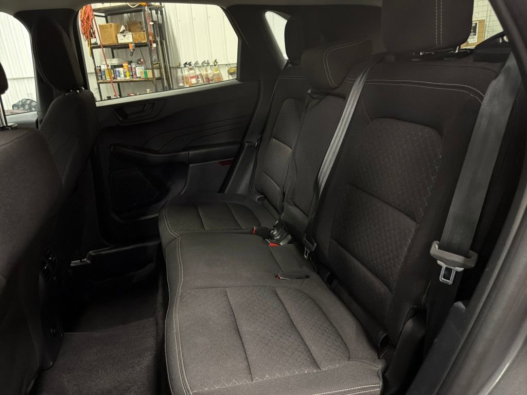 Used 2024 Ford Escape Active w/ Cold Weather Package image 17