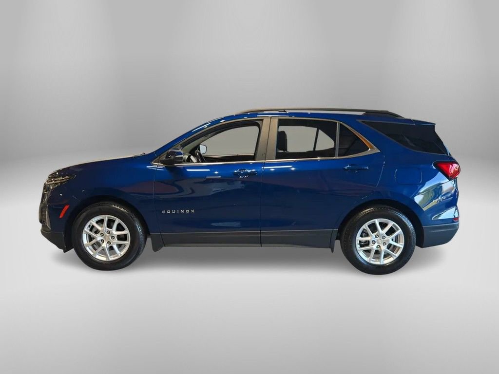 Used 2022 Chevrolet Equinox LT image 2