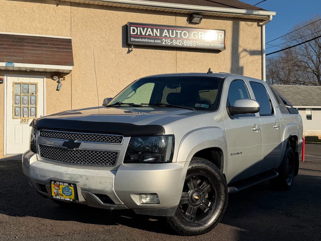 Used 2010 Chevrolet Avalanche LT w/ Luxury Package AWD/4WD image 33