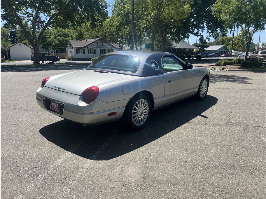 Used 2004 Ford Thunderbird image 5