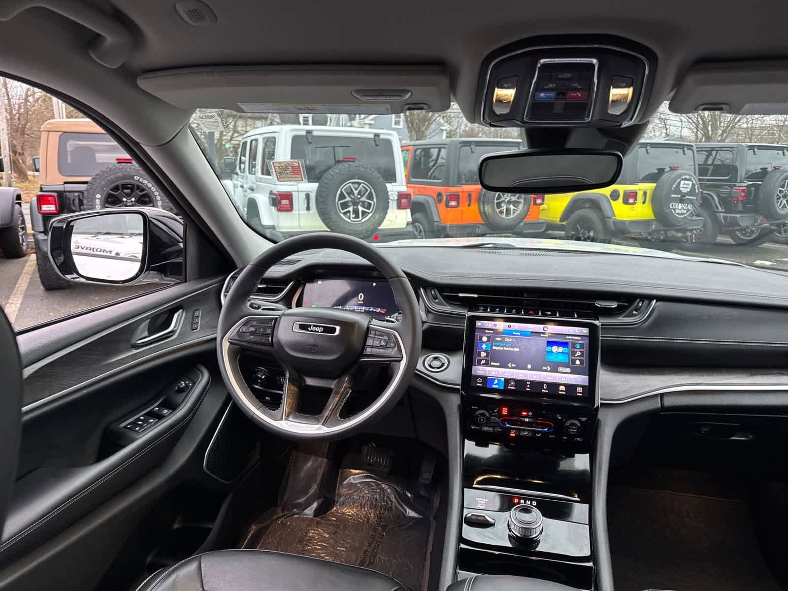 Used 2023 Jeep Grand Cherokee Limited w/ Trailer Tow Prep Group (B) image 34