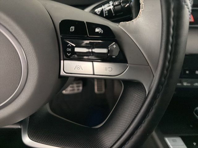 Used 2025 Hyundai Elantra Sport image 20