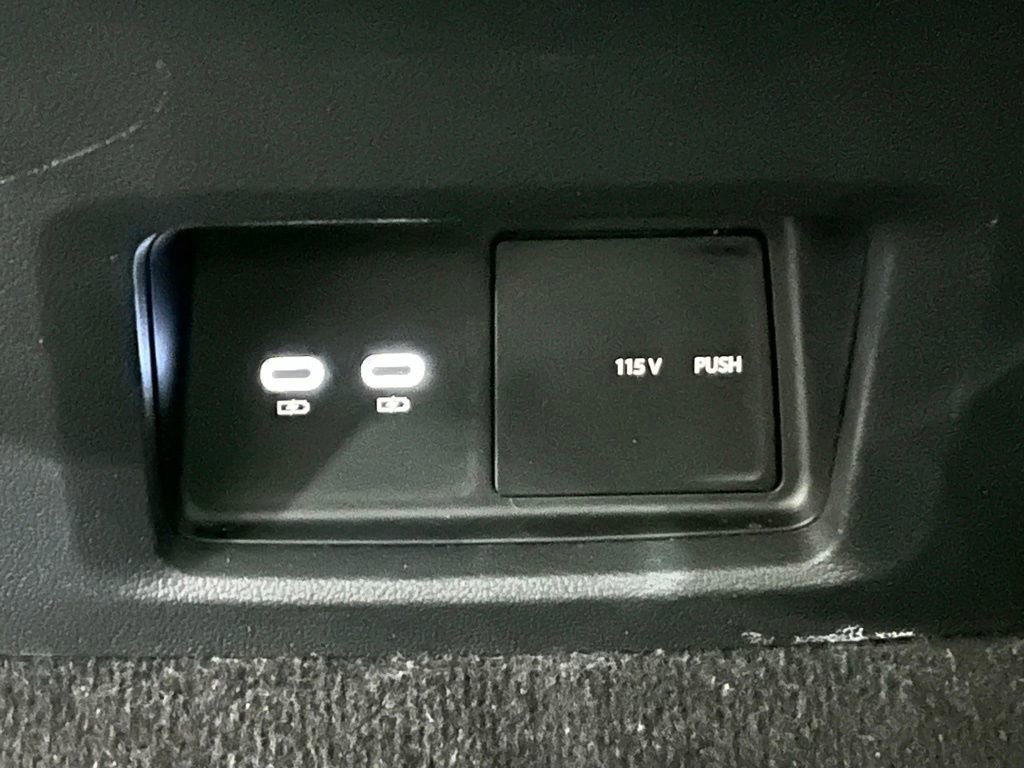 Used 2024 Volkswagen Atlas Cross Sport SE w/ Panoramic Sunroof Package image 22