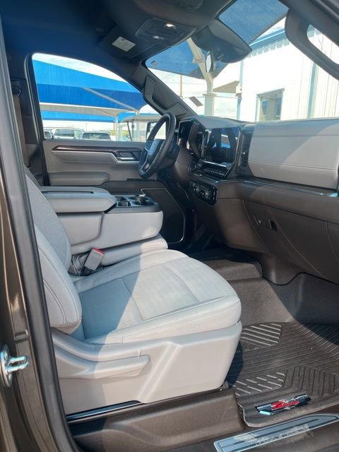 Used 2023 Chevrolet Silverado 1500 LT image 11