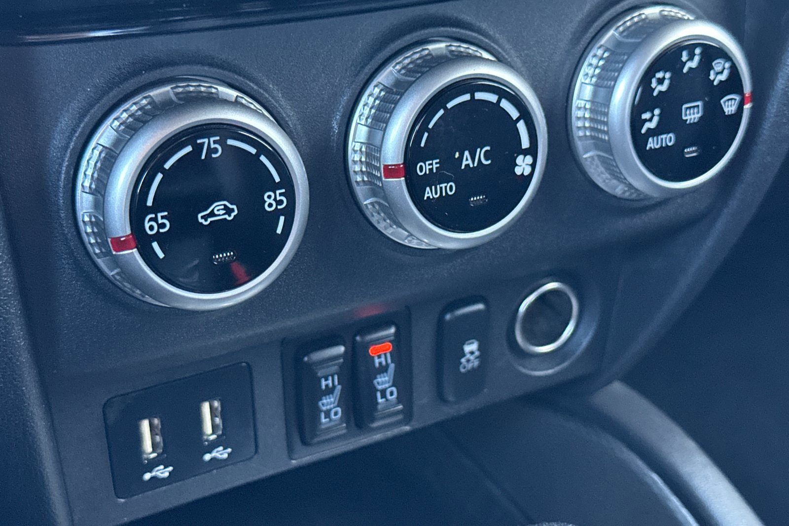 Used 2024 Mitsubishi Outlander Sport SE image 21